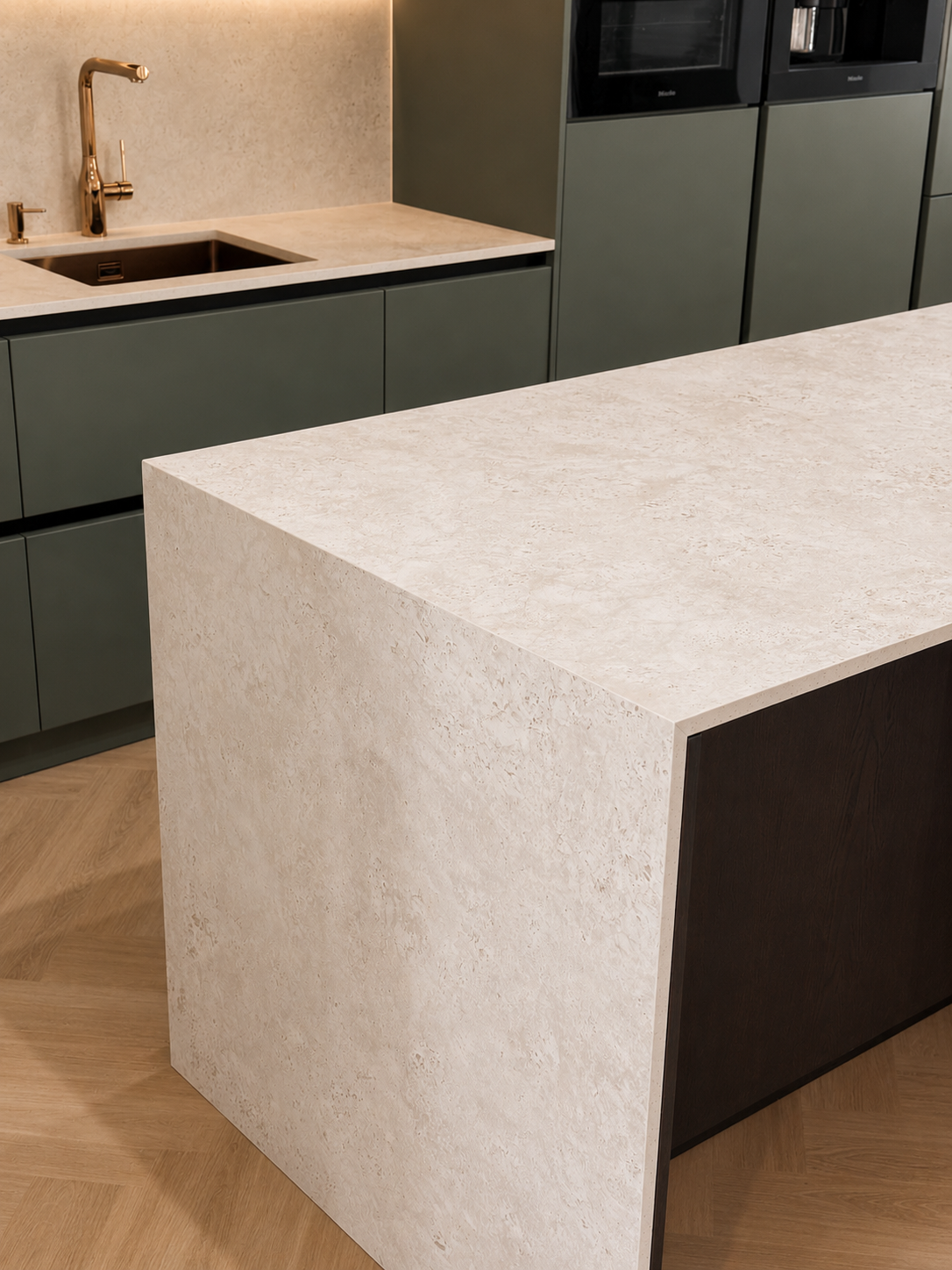Noha ostrov Dekton Sabbia